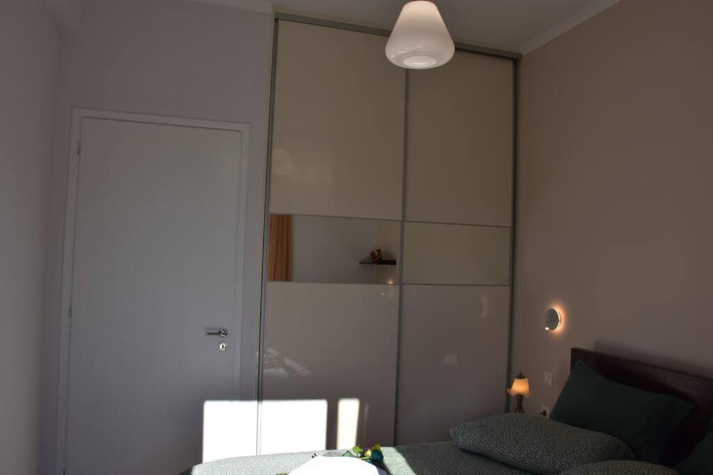 Seashell Apartment -Near The Beach Artemida  Esterno foto