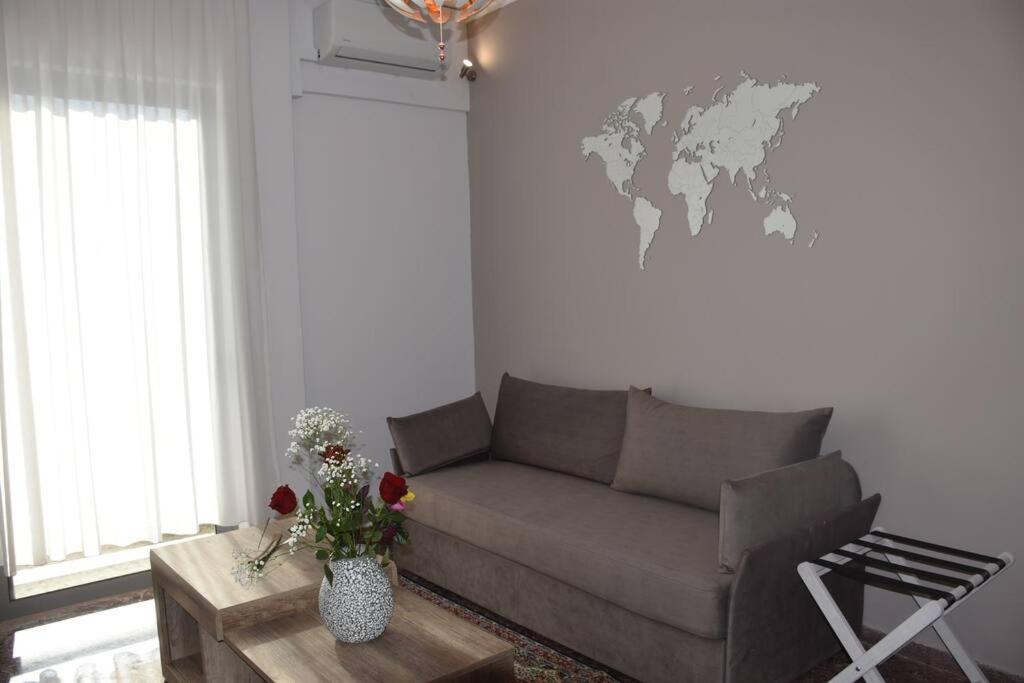 Seashell Apartment -Near The Beach Artemida  Esterno foto